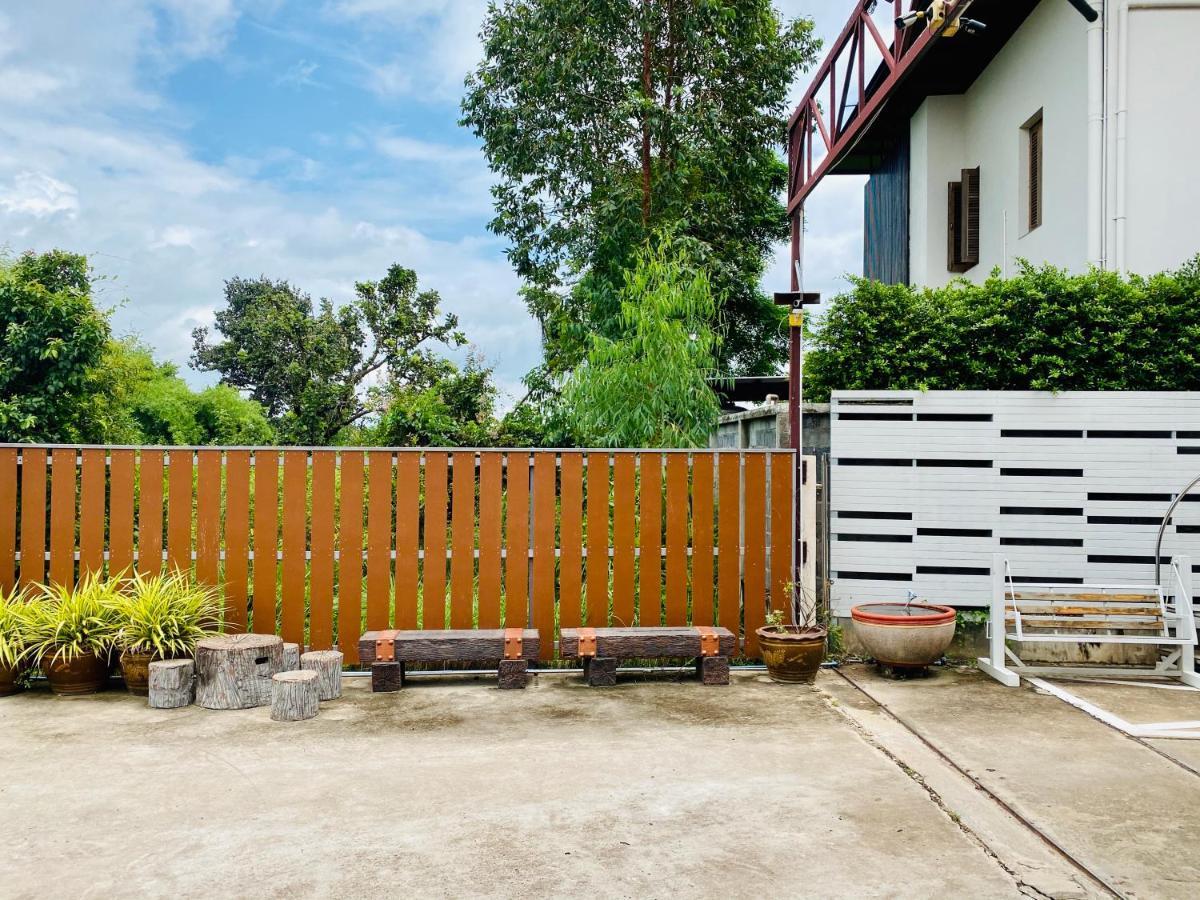 Metha Palace Sakon Nakhon Ngoại thất bức ảnh