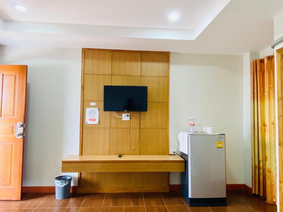 Metha Palace Sakon Nakhon Ngoại thất bức ảnh