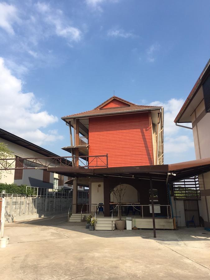 Metha Palace Sakon Nakhon Ngoại thất bức ảnh
