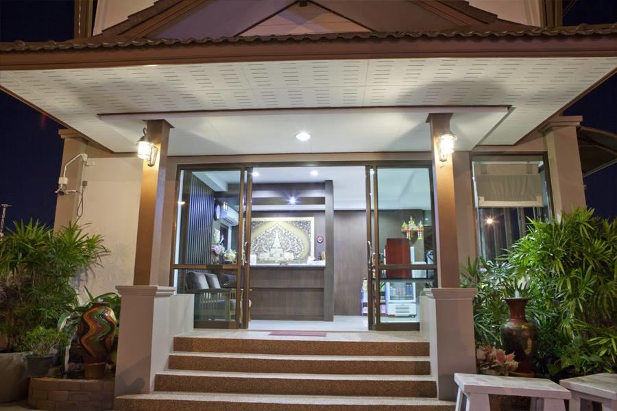 Metha Palace Sakon Nakhon Ngoại thất bức ảnh